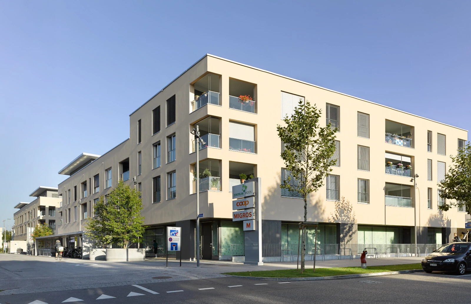 12 07 Zentrum Moos 01 AG AF001